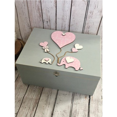 Cute wooden gift box 